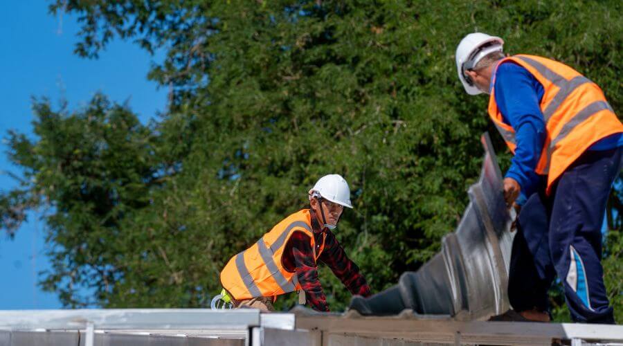 Roof repair in Summit Lake, WI